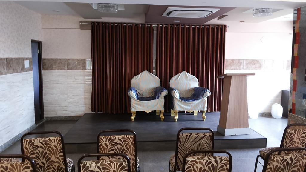 Hotel Adyar Ananda Bhavan Residency Bangalore Exterior foto